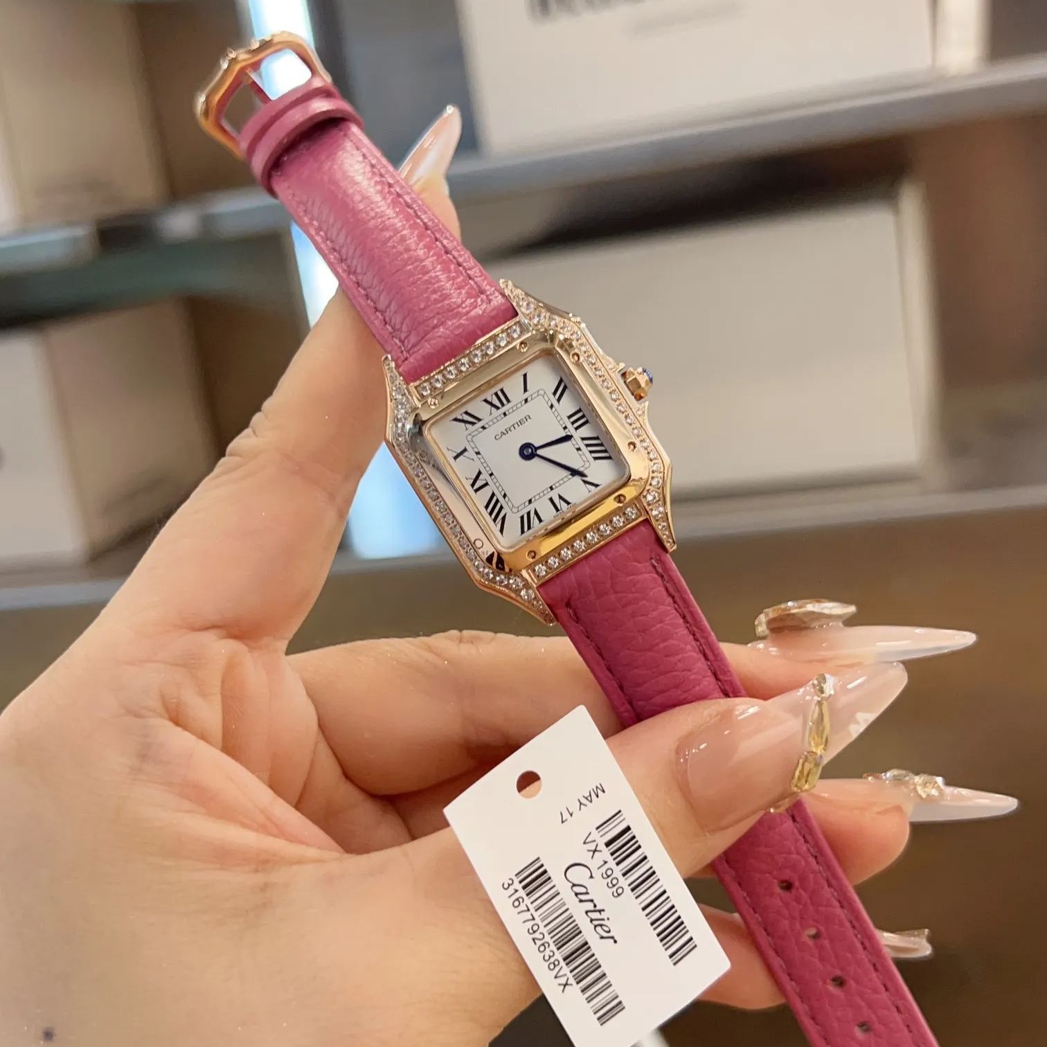 【20-25日間の輸送時間】【CARTIER】レディース 27x 37mm