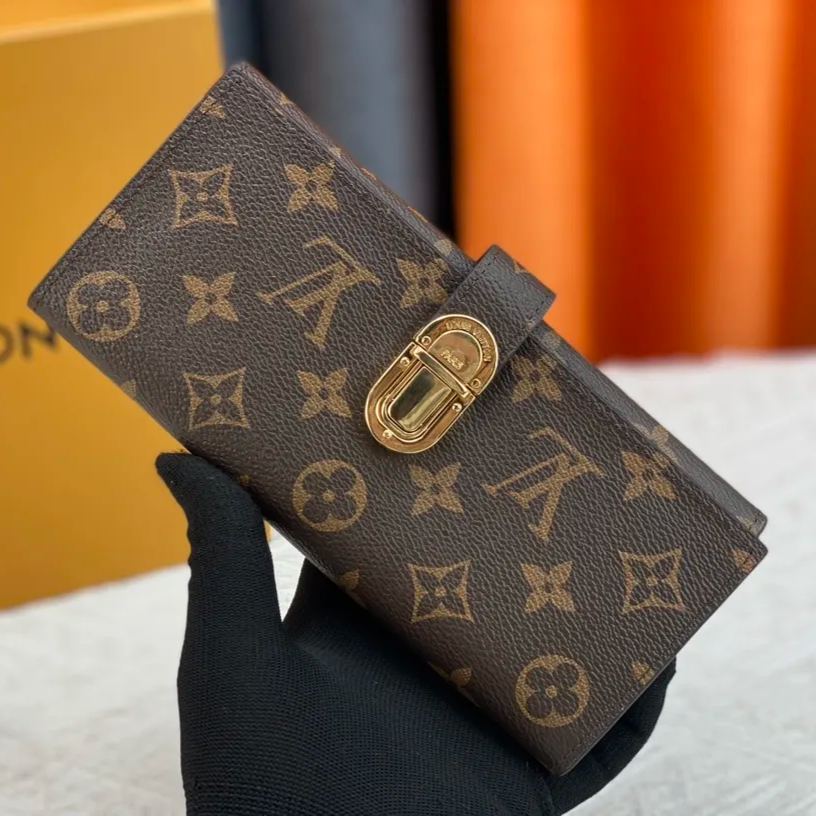 【LOUIS VUITTON】Curieuse 19*10cm