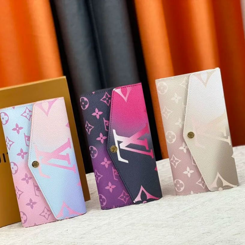 【LOUIS VUITTON】19.0x 10.5x 2.5 cm