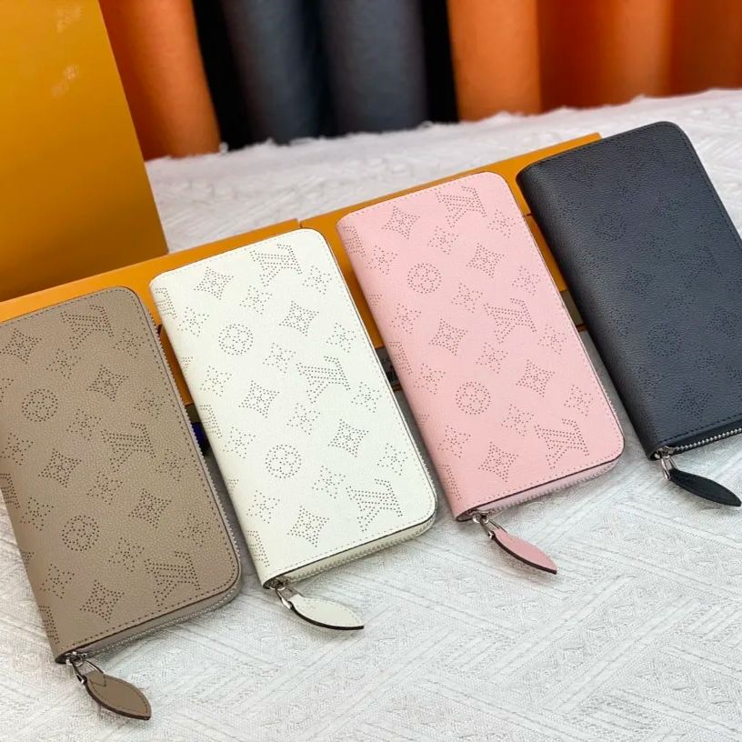 【LOUIS VUITTON】19 x 10cm