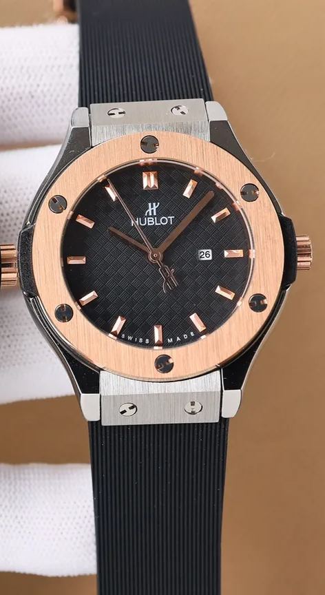 【20-25日間の輸送時間】【HUBLOT】45MM 33MM