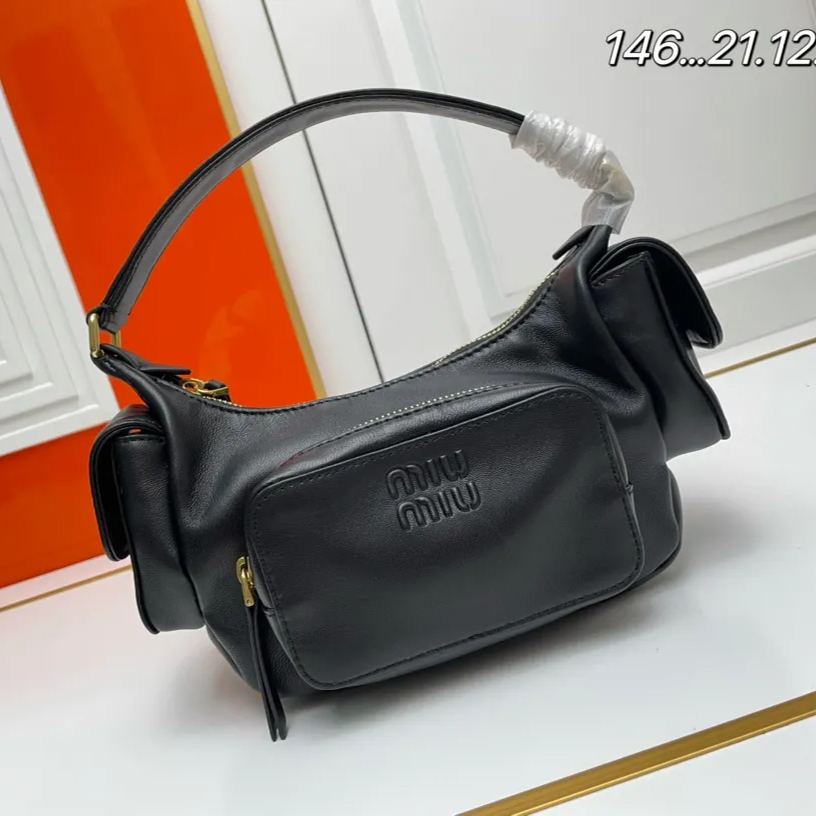 【MIUMIU】21X12X6CM
