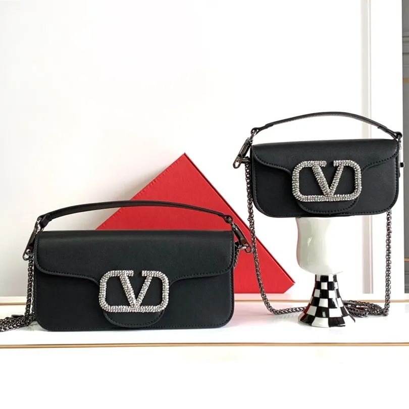 【Valentino】VLogo Signature