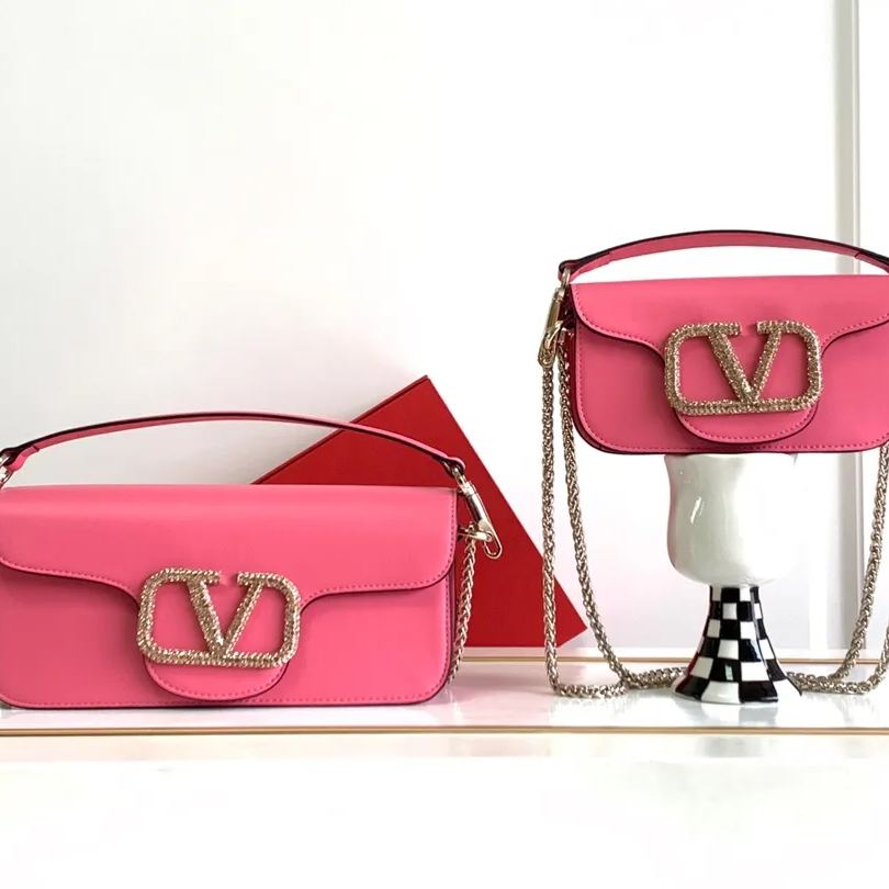 【Valentino】VLogo Signature