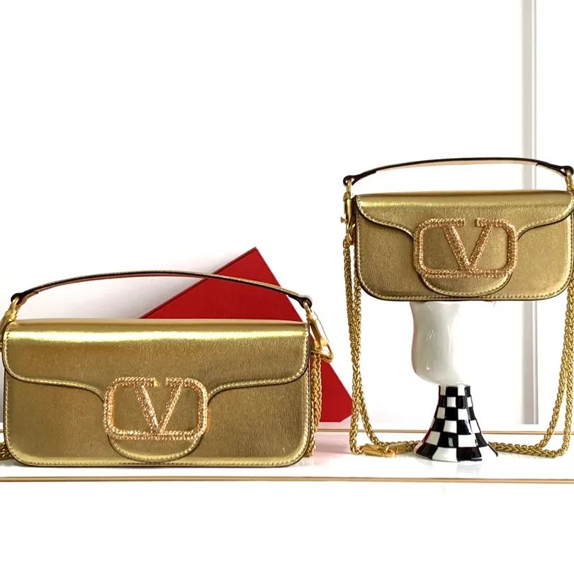 【Valentino】VLogo Signature
