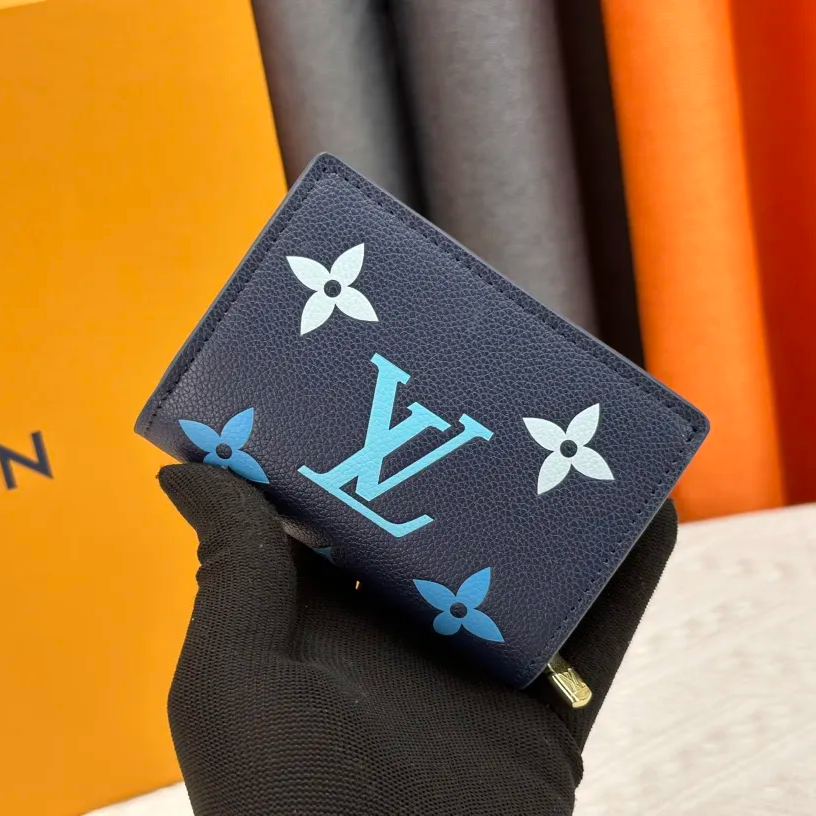 【LOUIS VUITTON】Cléa 12 x 9 x 3.5CM