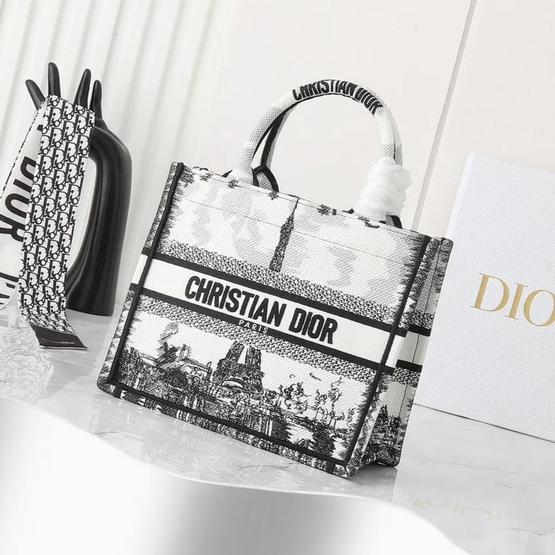 【DIOR】Book Tote