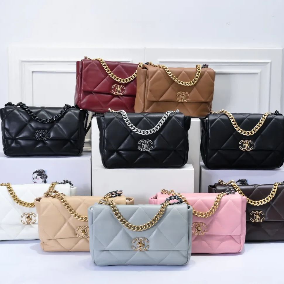 【シャネル】19BAG