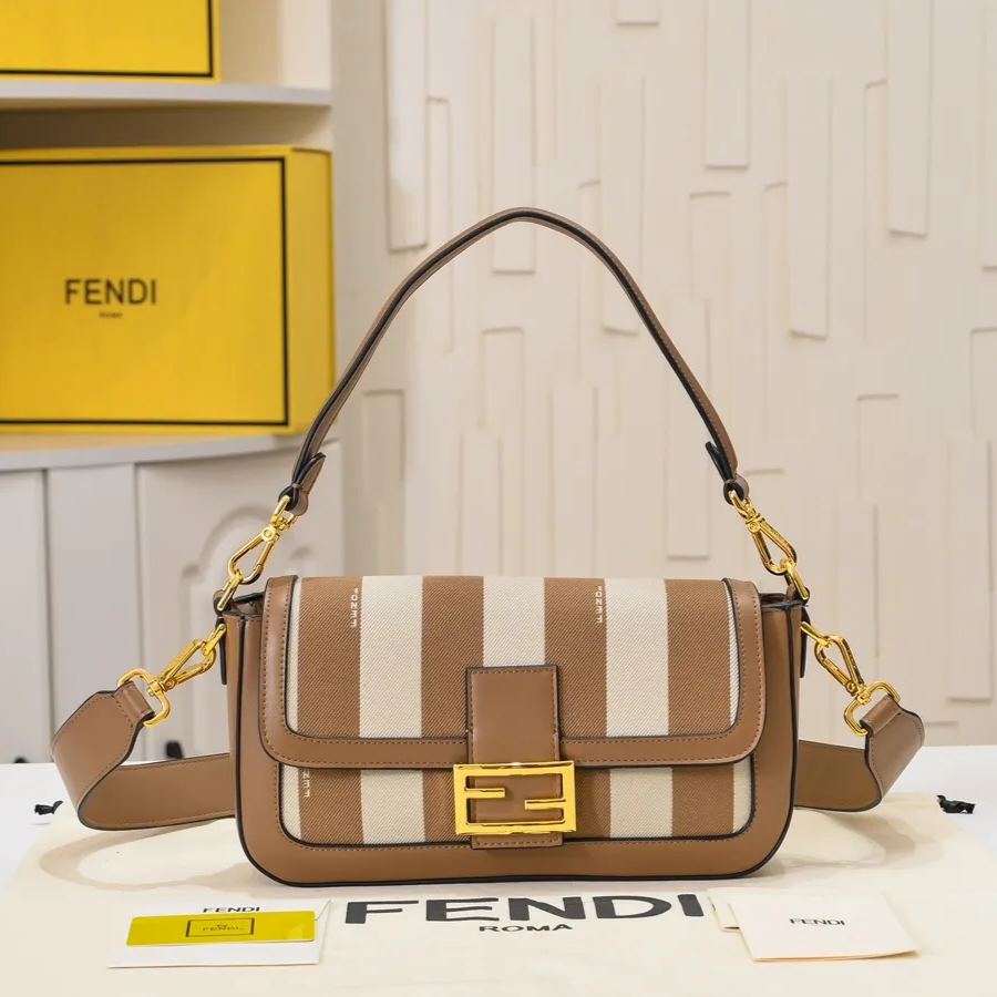 【Fendi】Baguette  27X6X15CM