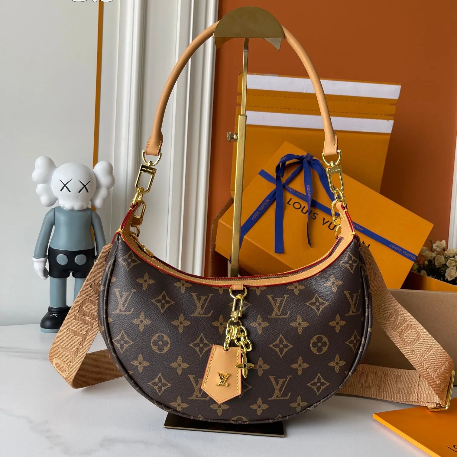 【LOUIS VUITTON】loop hobo 22x9x33CM