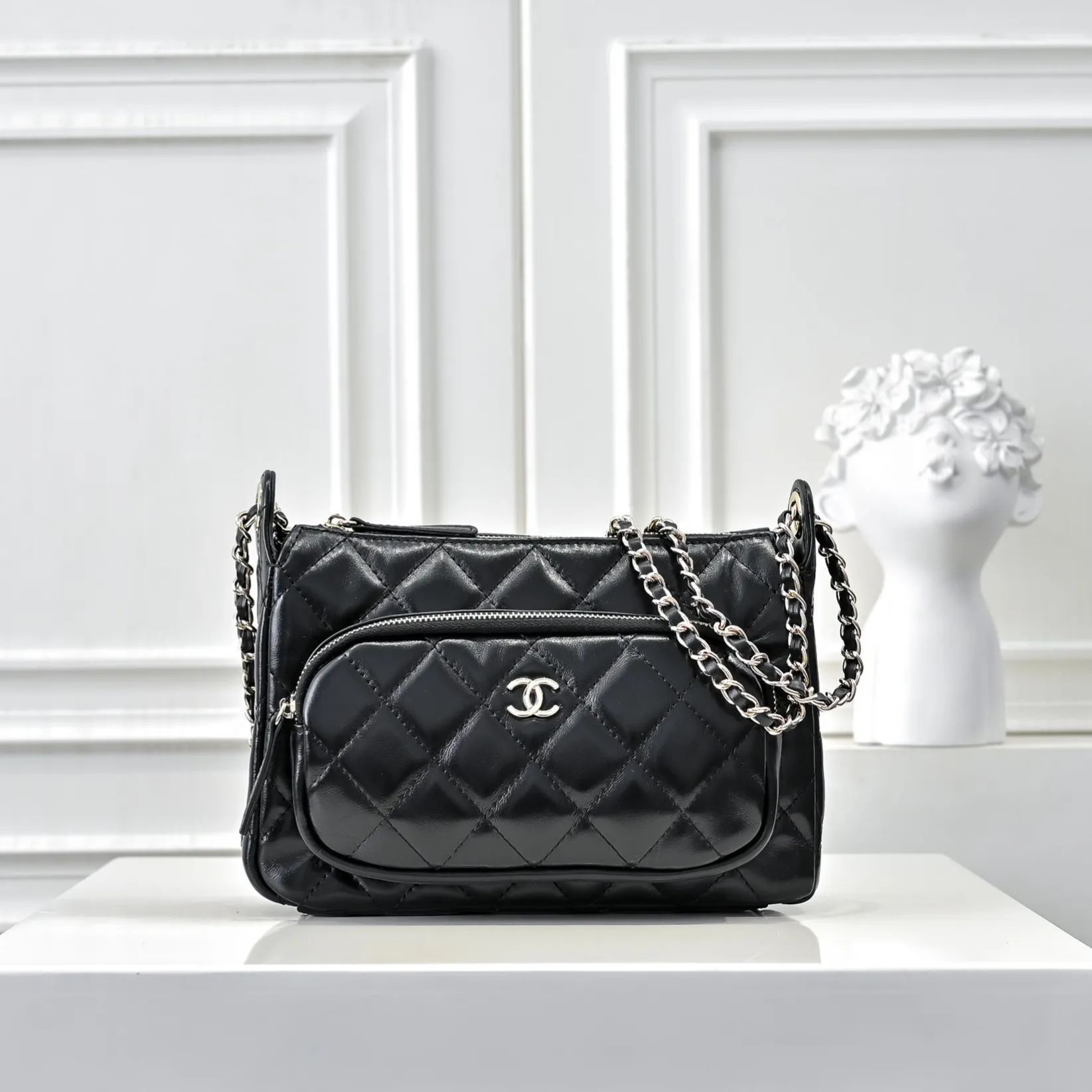 【シャネル】25C   23x15x5cm