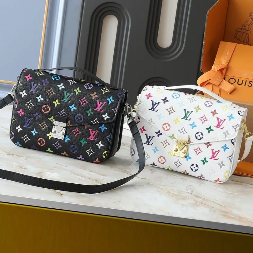 【LOUIS VUITTON】25 x 19 x 7CM