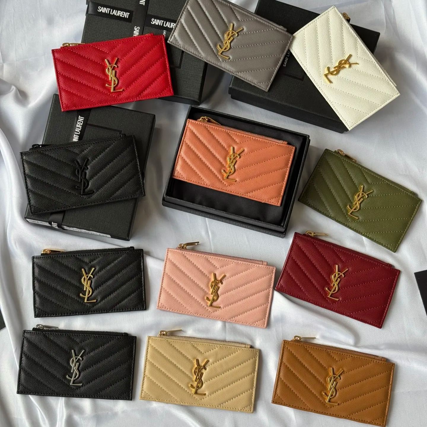 【Yves Saint laurent】高品質の 13*8*2cm