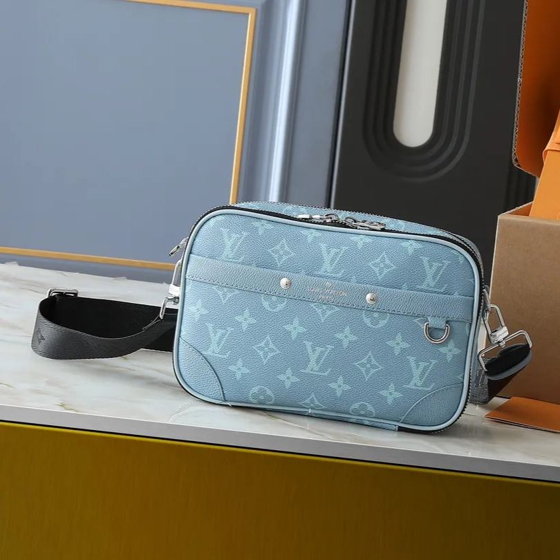【LOUIS VUITTON】nano alpha 24 x 16 x 8cm