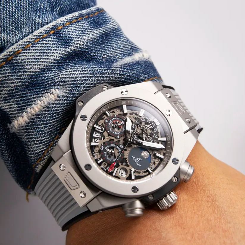 【15-20日間の輸送時間】【HUBLOT】45MM