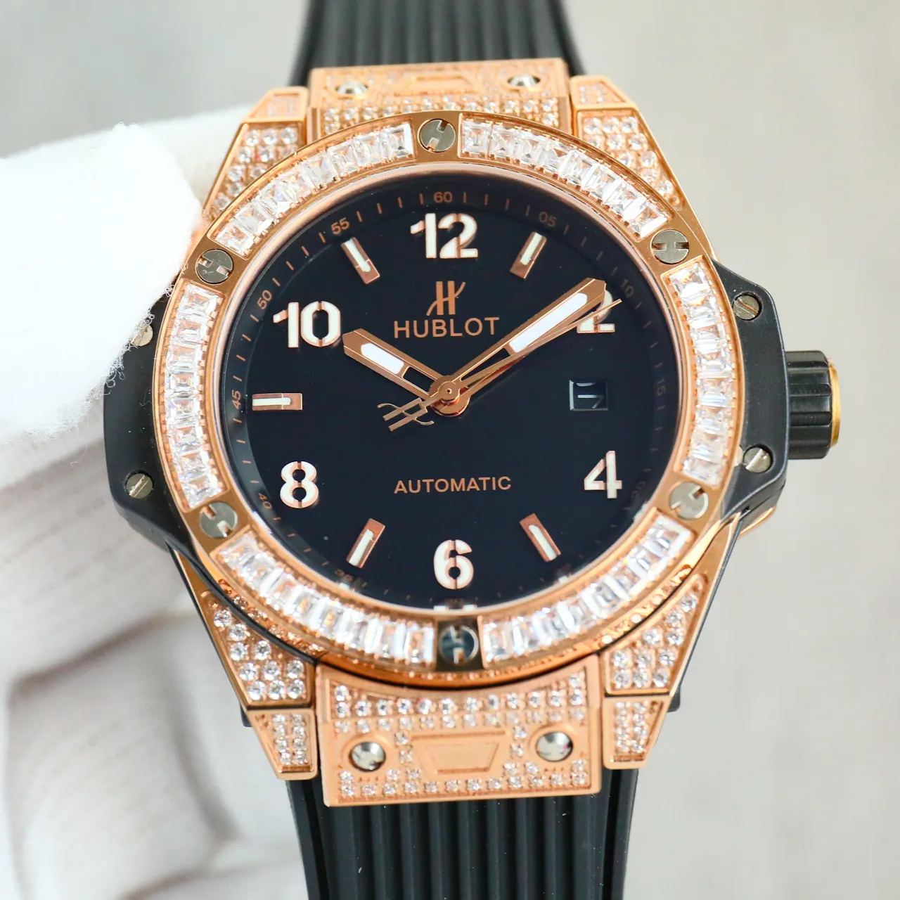【15-20日間の輸送時間】【HUBLOT】43mm*12mm