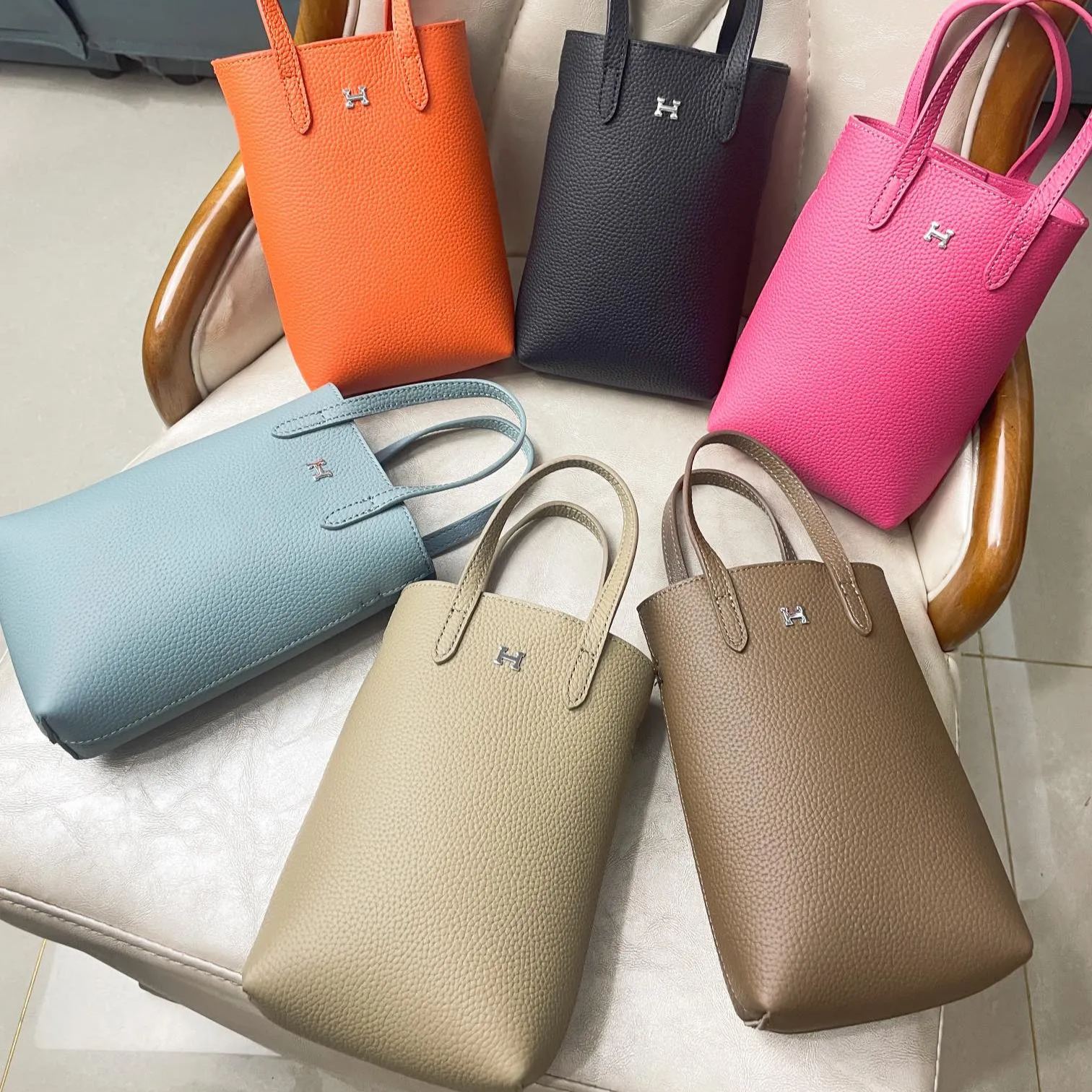 【Hermes 】19×14×6.5cm