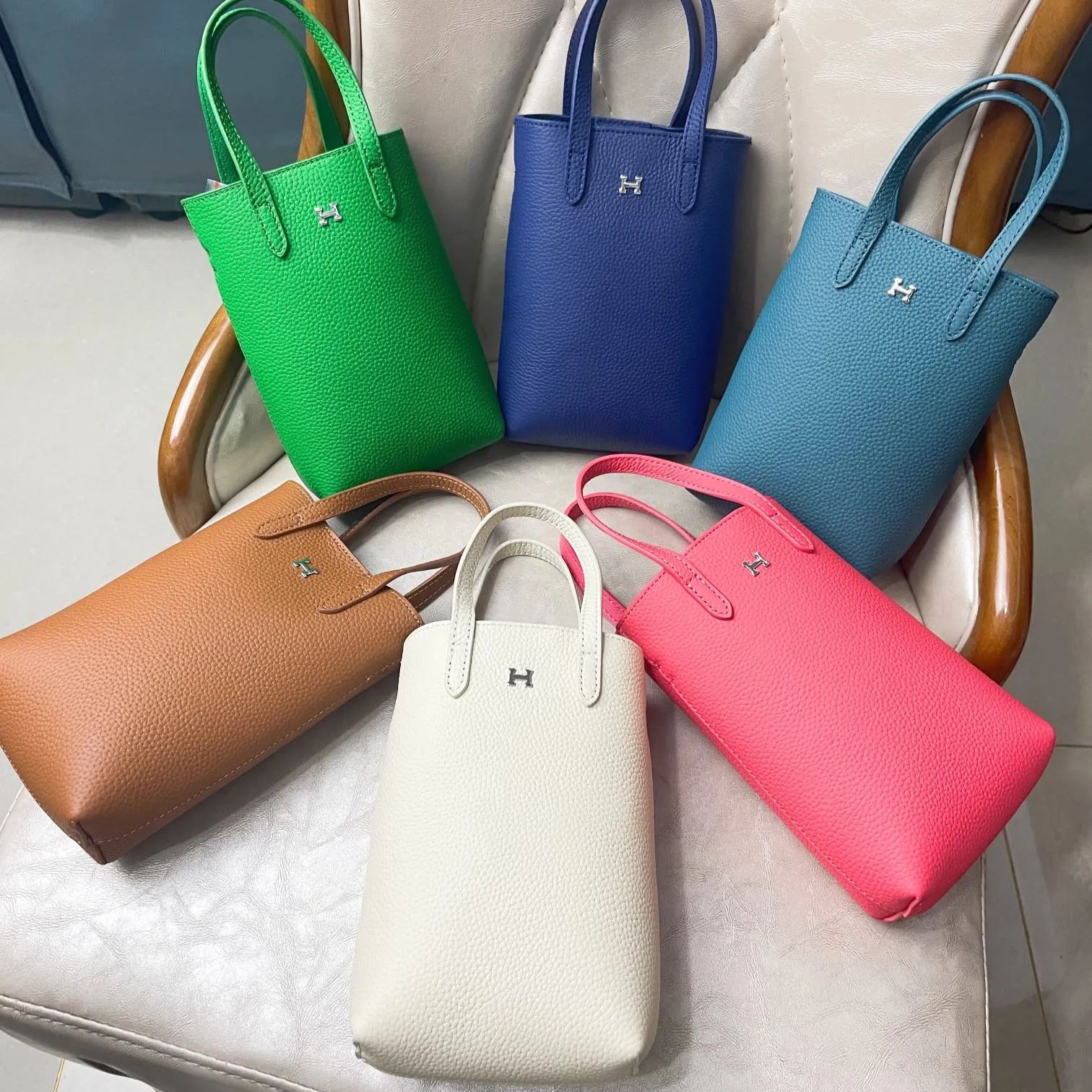 【Hermes 】19×14×6.5cm