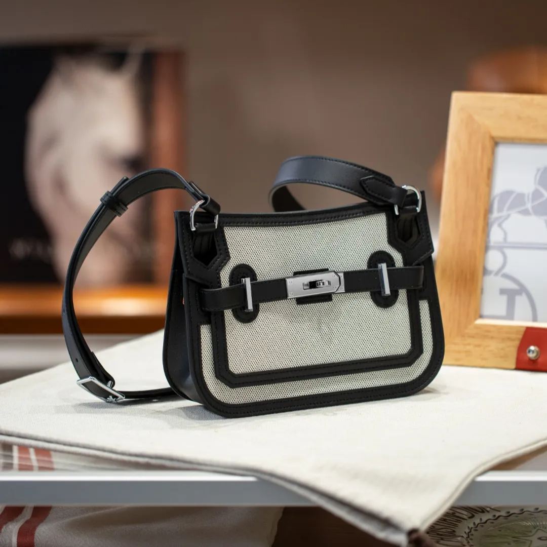 【Hermes 】𝐉𝐲𝐩𝐬𝐢𝐞𝐫𝐞  23*17*5cm