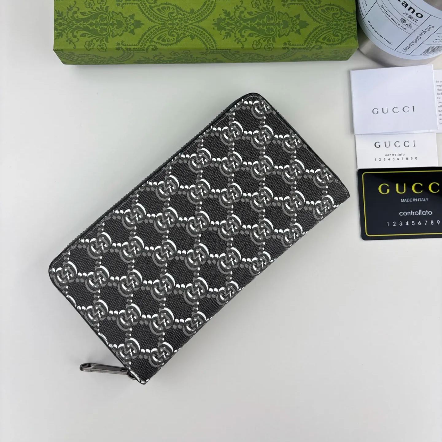 【GUCCI】19 x 10 x 3cm