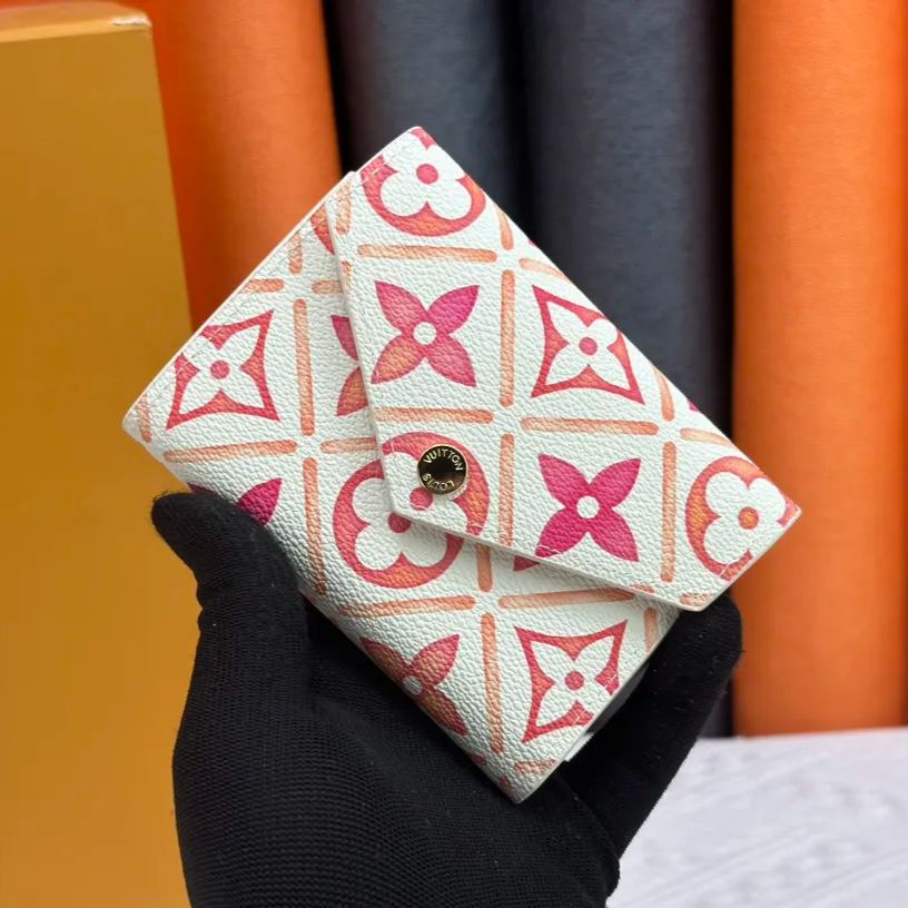 【LOUIS VUITTON】By the Pool  12 x 9 x 2 cm