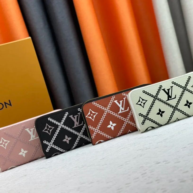 【LOUIS VUITTON】Zippy  19.5x10.5x2.5cm