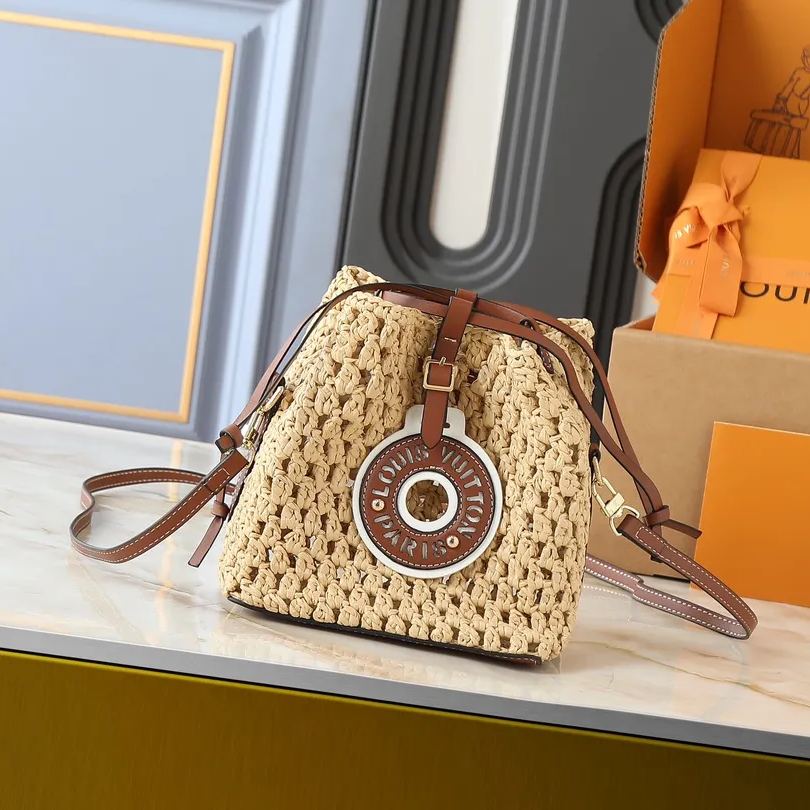 【LOUIS VUITTON】Noé Purse 11.5 x 12 x 11.5cm