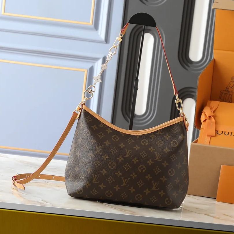 【LOUIS VUITTON】CarryAll 29 x 24 x 12 cm
