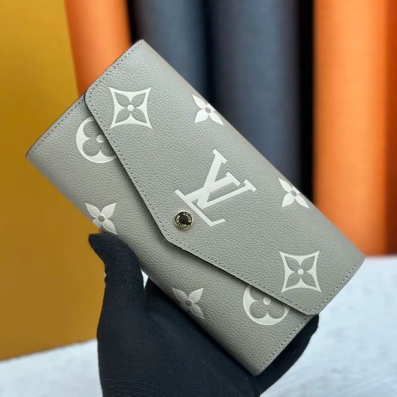 【LOUIS VUITTON】19x10cm