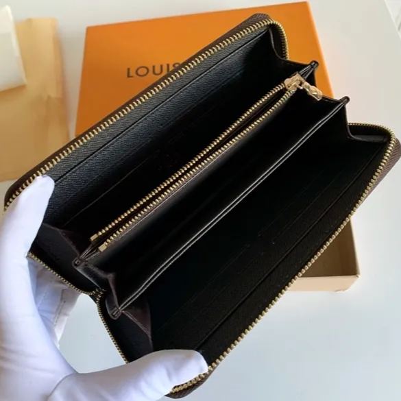 【LOUIS VUITTON】Emilie 19x10cm