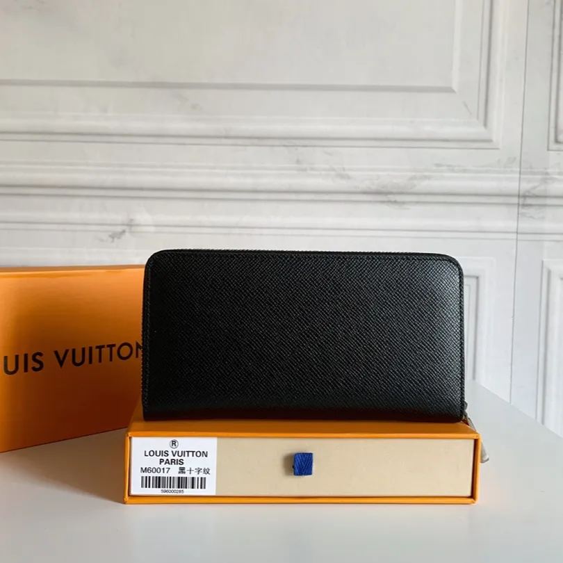 【LOUIS VUITTON】  19×10×2cm