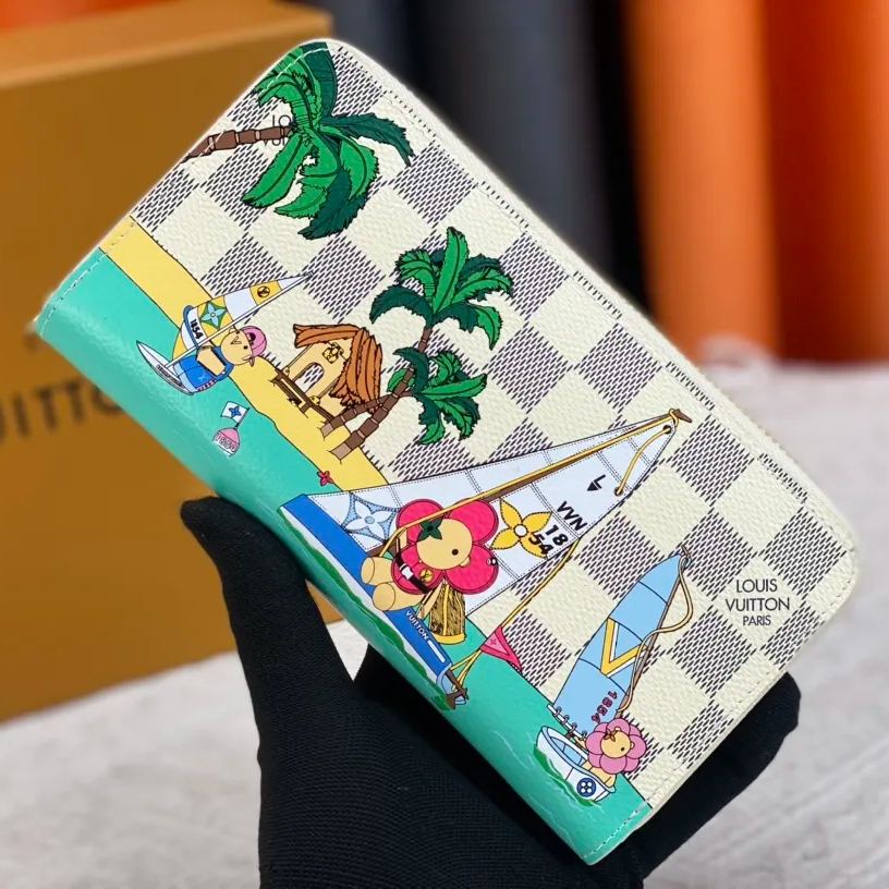 【LOUIS VUITTON】Vivienne Holidays  19.5 x 10.5 x 2.5CM
