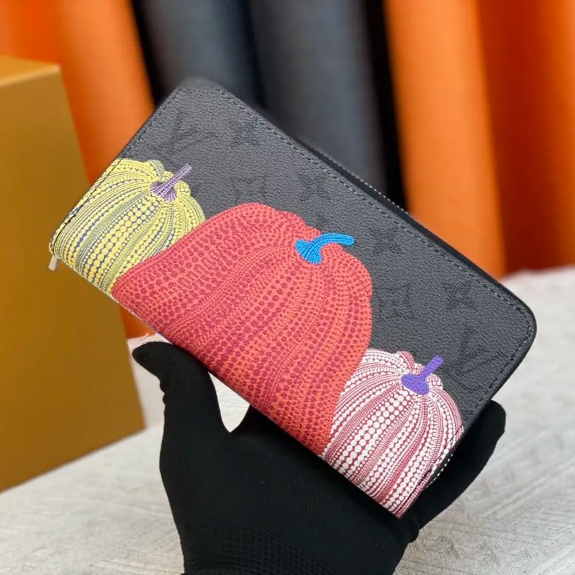 【LOUIS VUITTON】Zippy  19.5 x 10.5 x 2.5CM