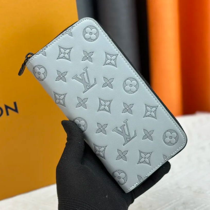 【LOUIS VUITTON】ZIPPY  10.0 x 20.0 x 2.0 cm