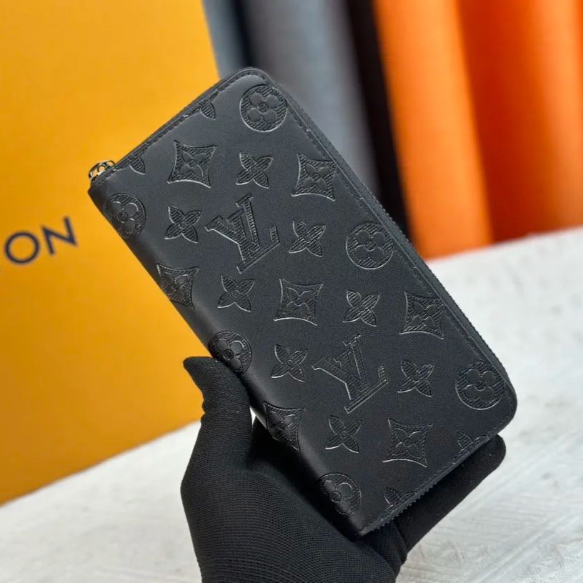 【LOUIS VUITTON】ZIPPY  10.0 x 20.0 x 2.0 cm