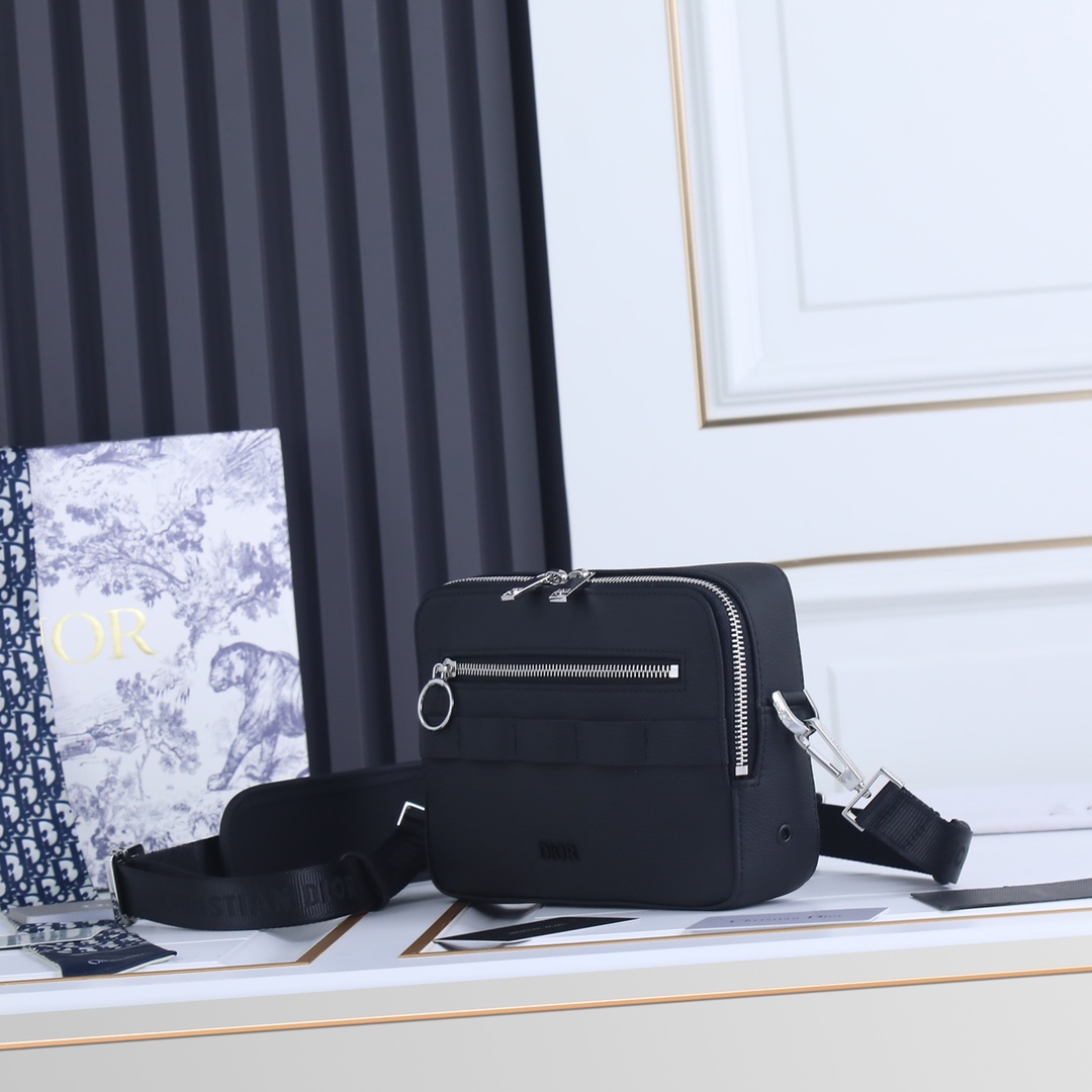 【シャネル】新作人気の斜め掛け cf mini handle 20cm カーフスキン -2色