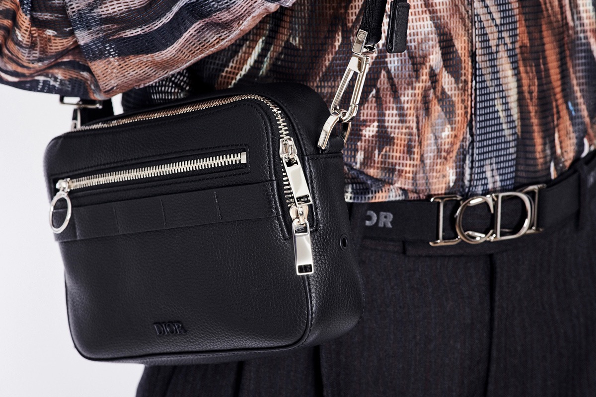 【シャネル】新作人気の斜め掛け cf mini handle 20cm カーフスキン -2色