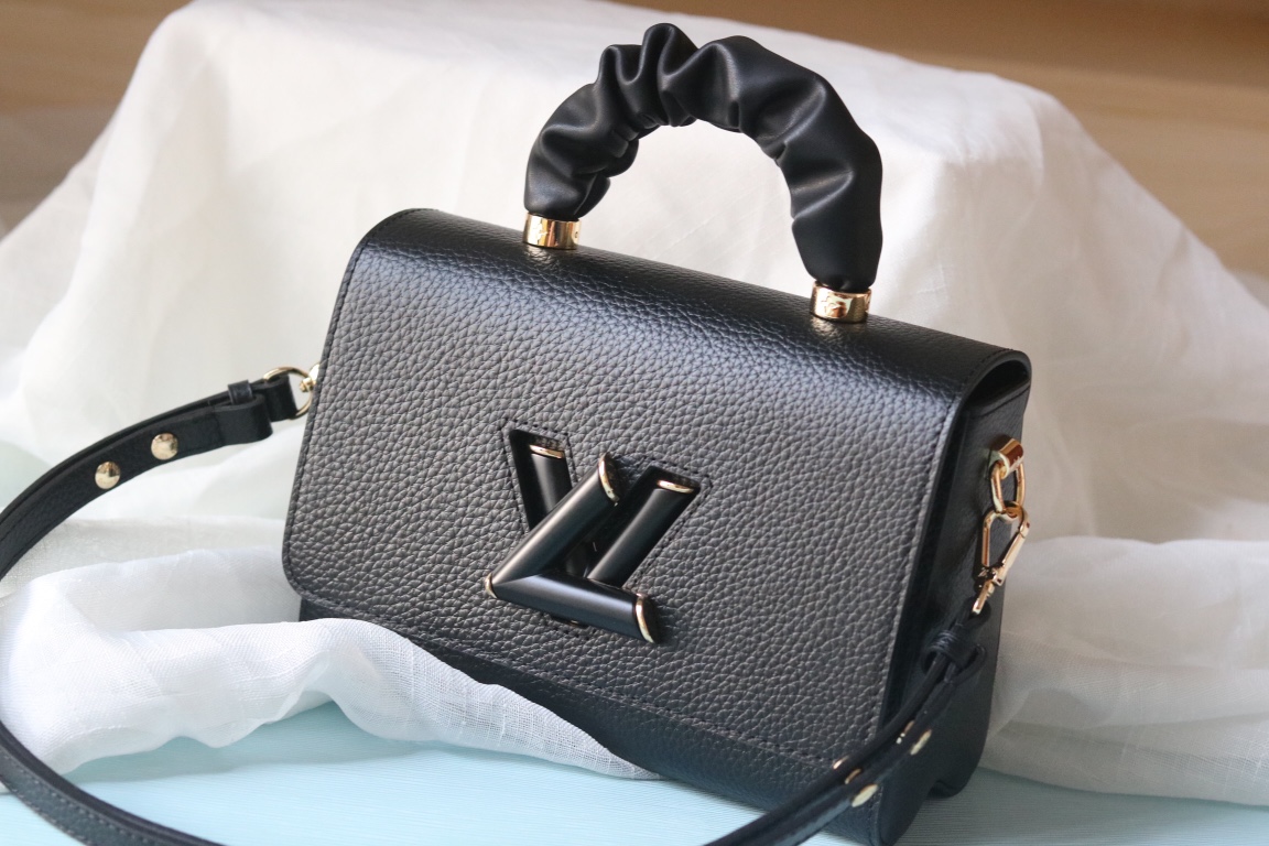 【LOUIS VUITTON】TOTE 18×17×8cm