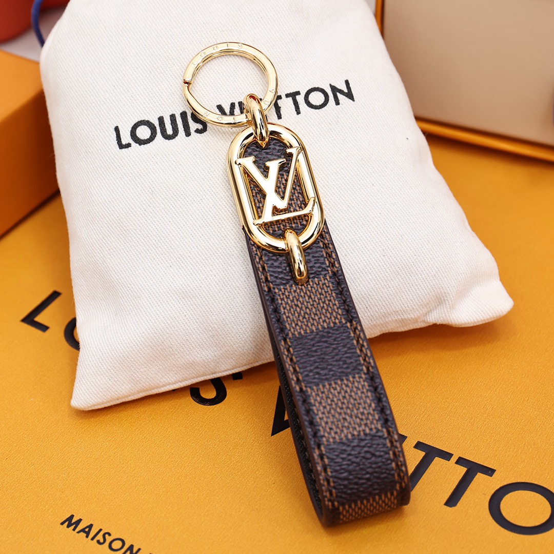 【LOUIS VUITTON】キーケース キーホルダー -2色