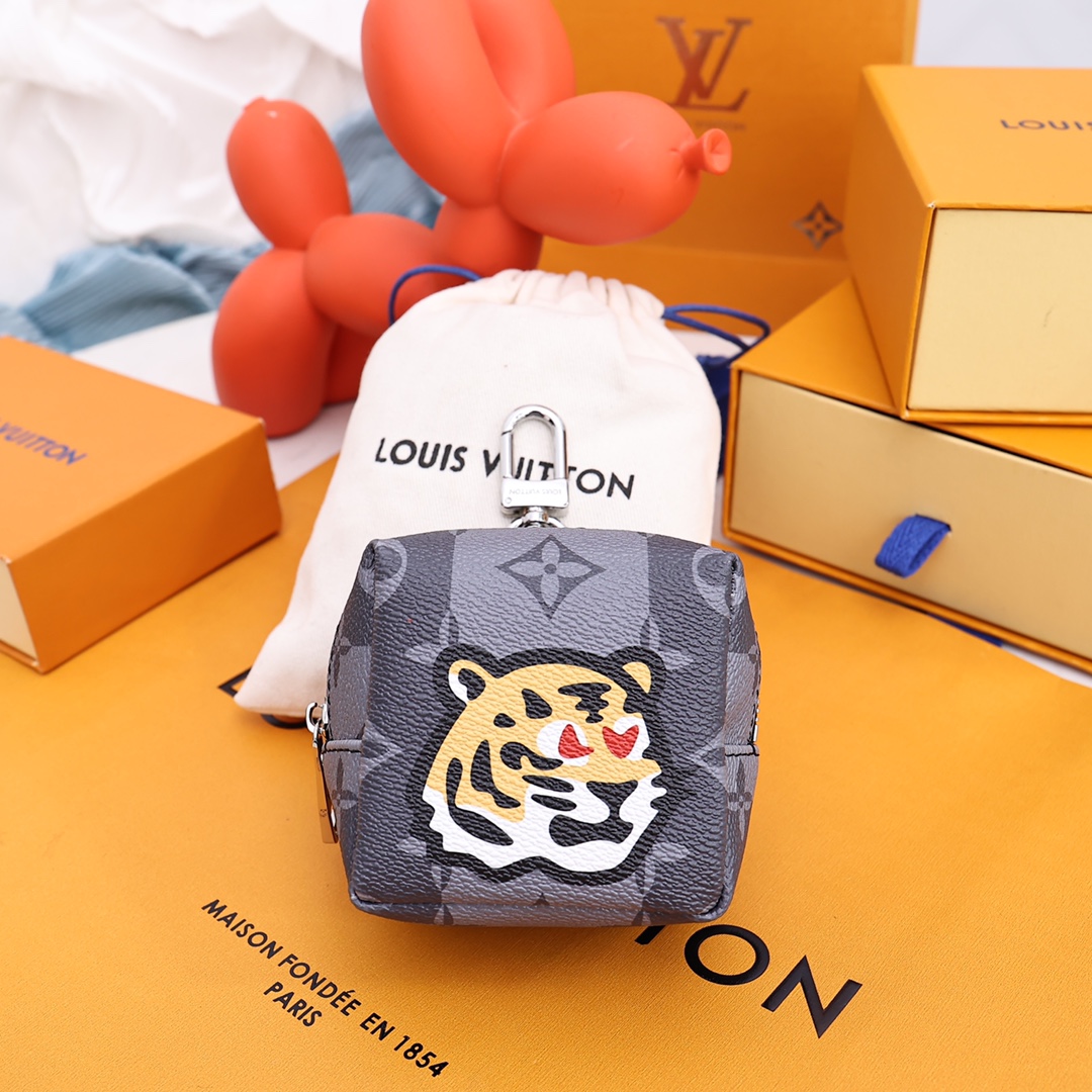 【LOUIS VUITTON】キーケース キーホルダー -2色