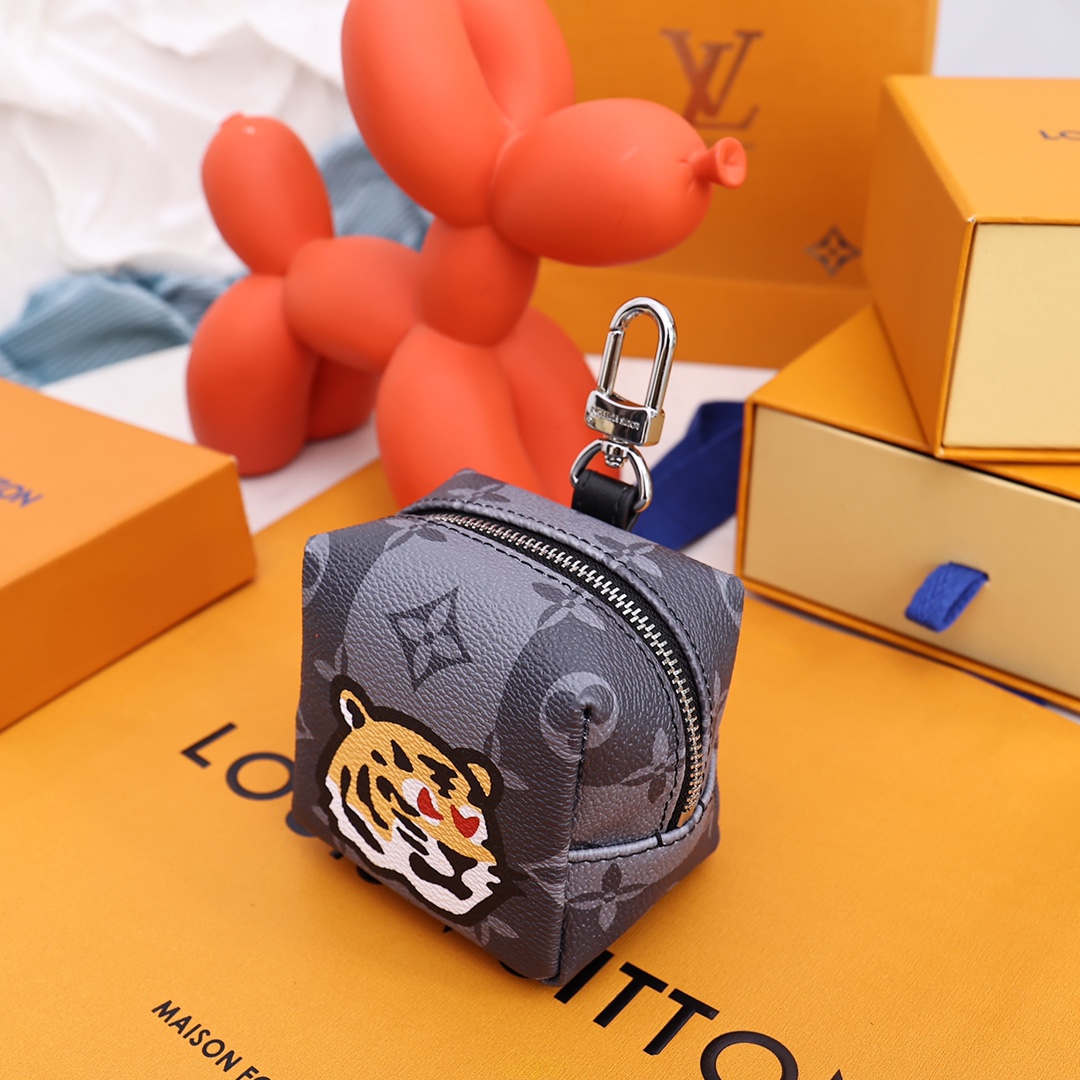【LOUIS VUITTON】キーケース キーホルダー -2色