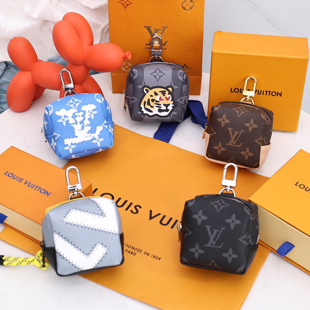【LOUIS VUITTON】キーケース キーホルダー -2色