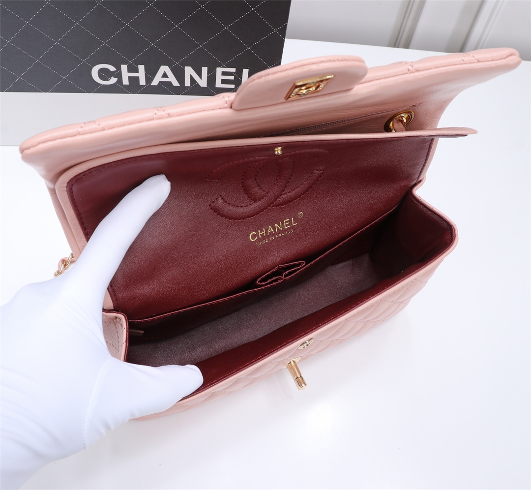 【シャネル】新作人気の斜め掛け cf mini handle 20cm カーフスキン -2色