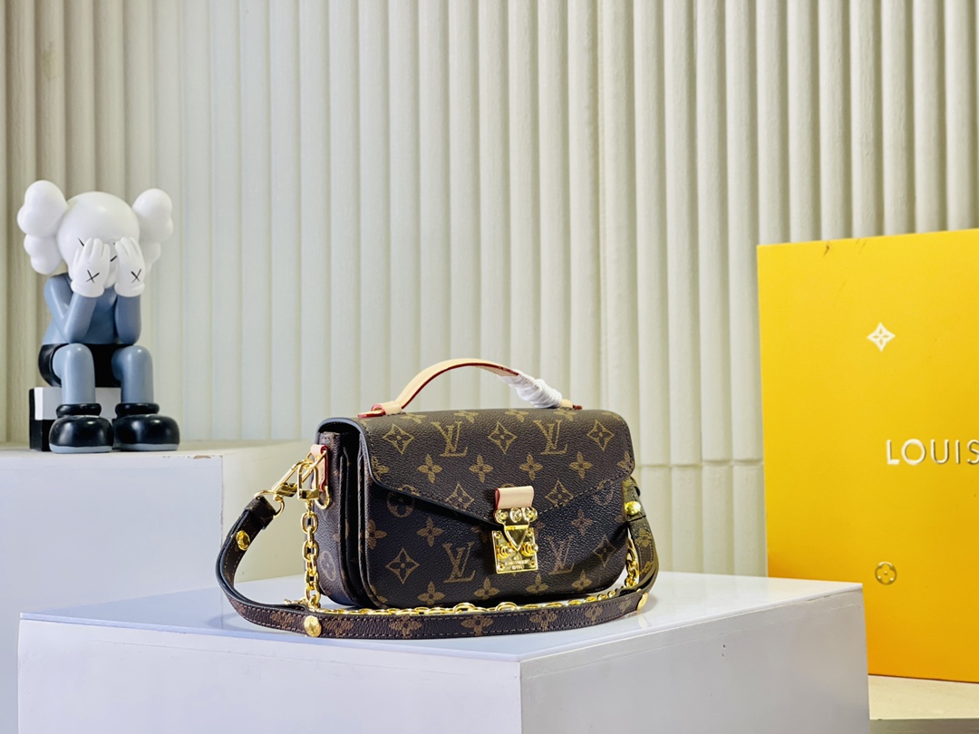 【LOUIS VUITTON】TOTE 18×17×8cm