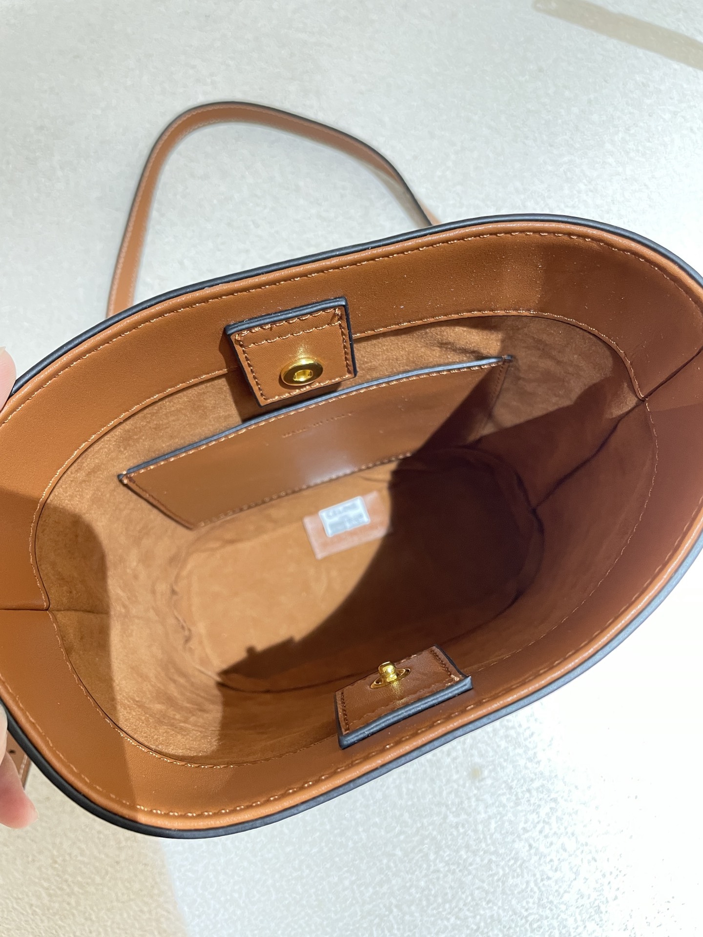 【CELINE】サイズ:30X23X13CM