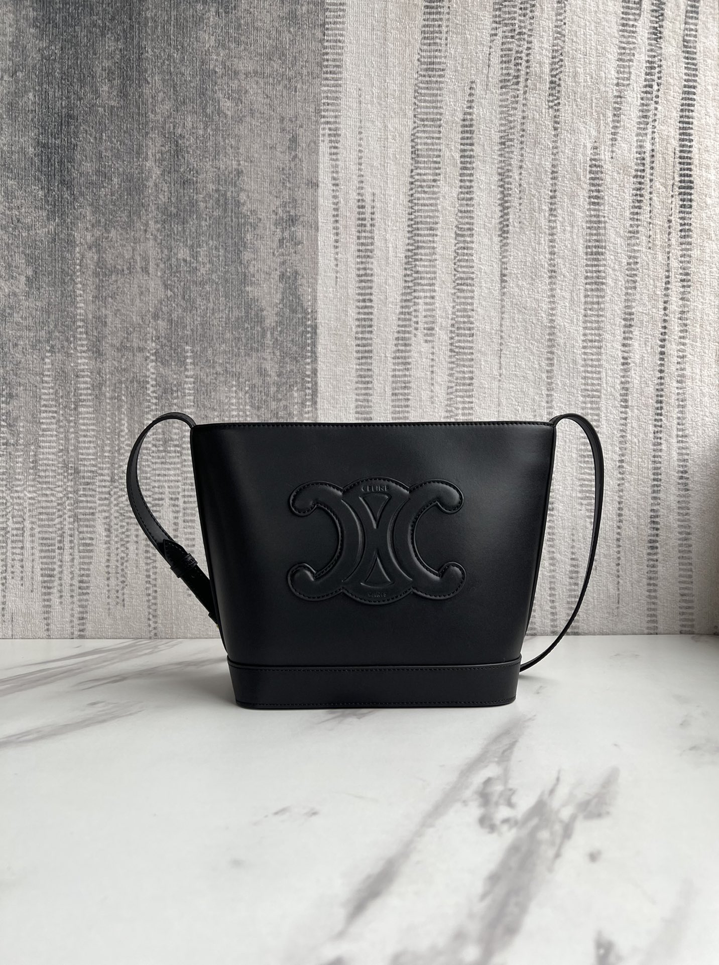 【CELINE】サイズ:30X23X13CM -3色