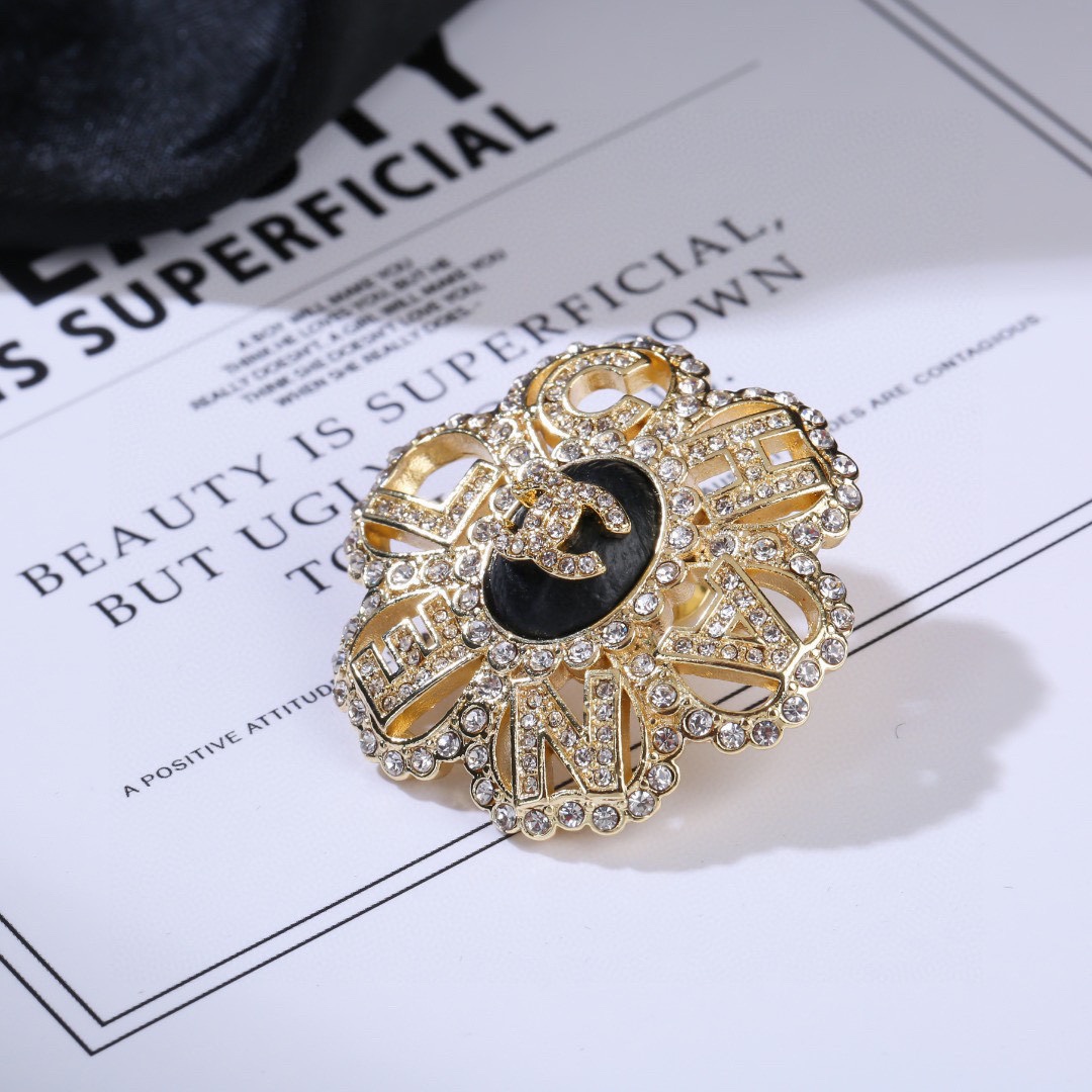 【ブローチ】★CHANEL★