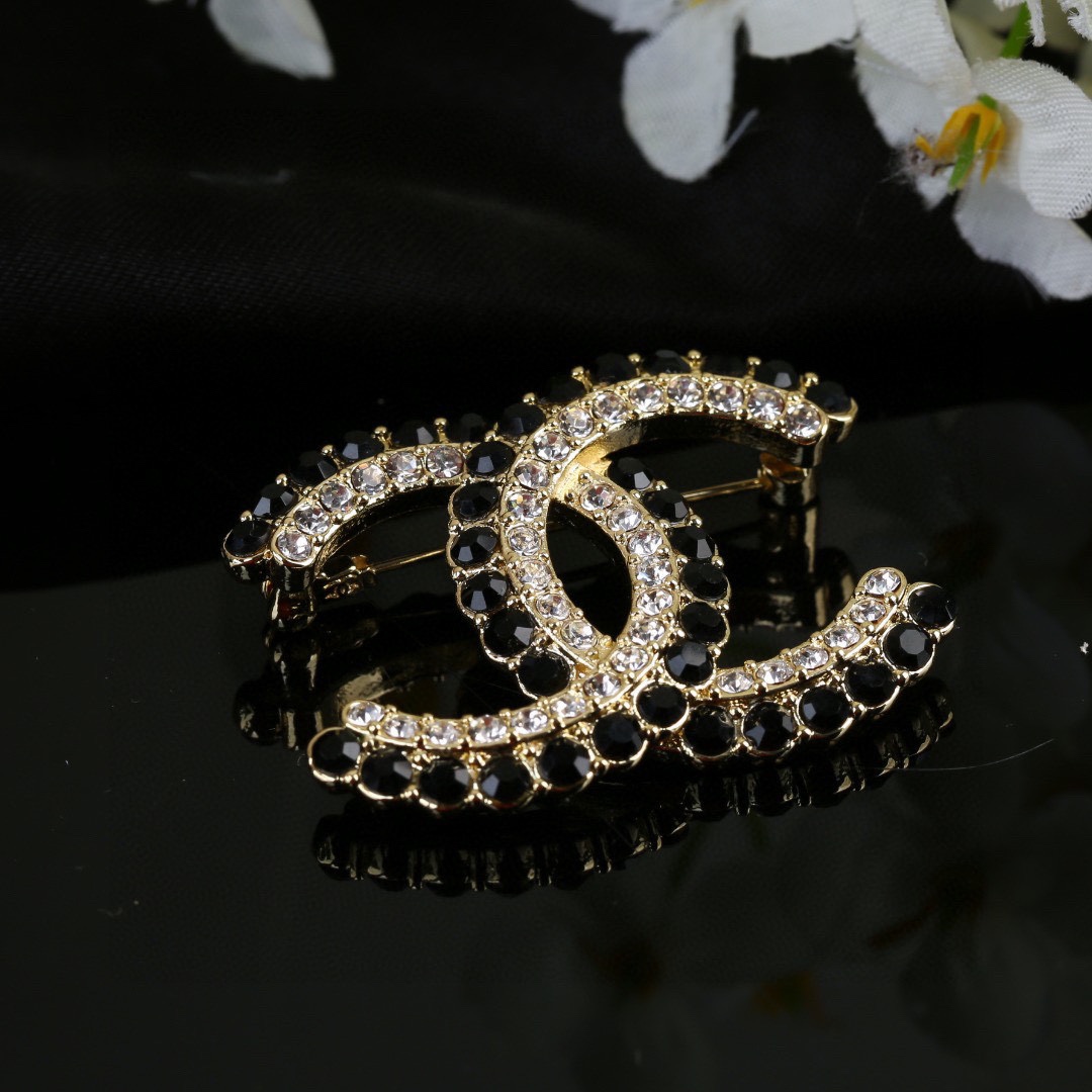 【ブローチ】★CHANEL★