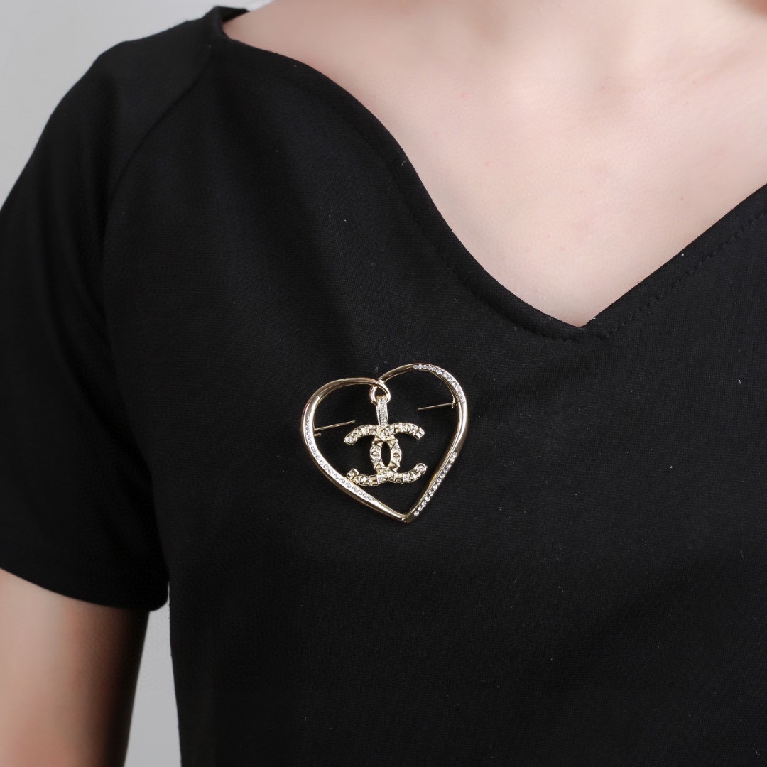 【ブローチ】★CHANEL★
