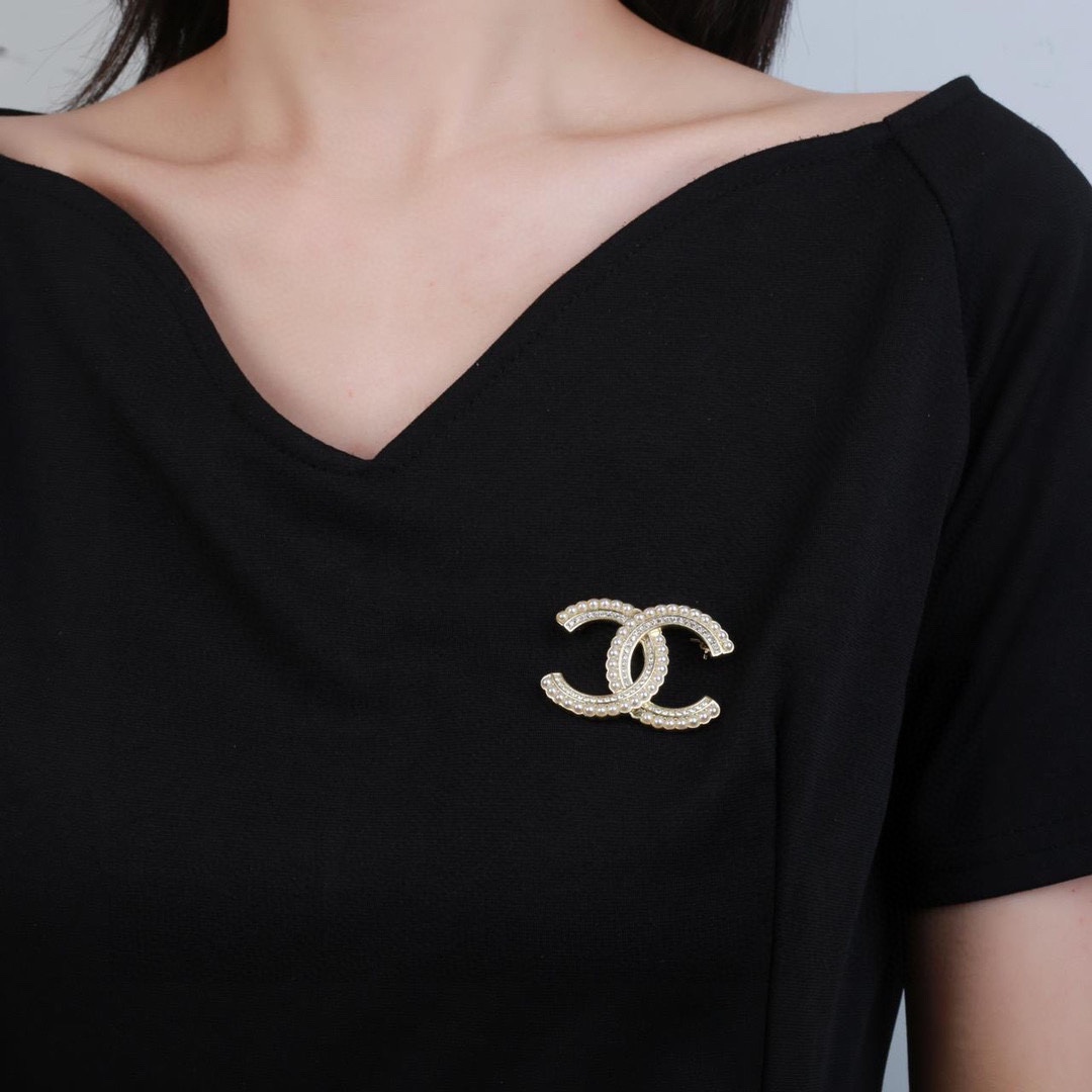 【ブローチ】★CHANEL★